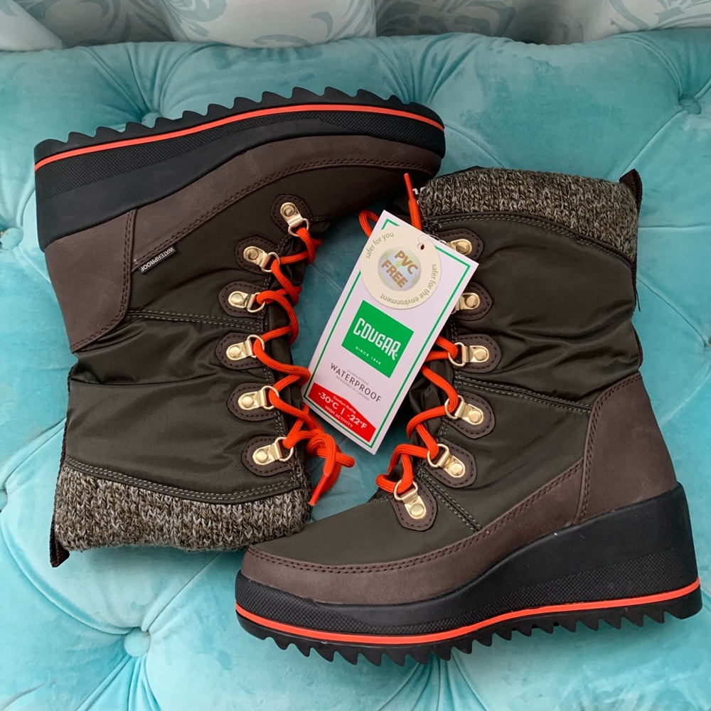NWT - Cougar Waterproof Winter Wedge Boot- Sz 7